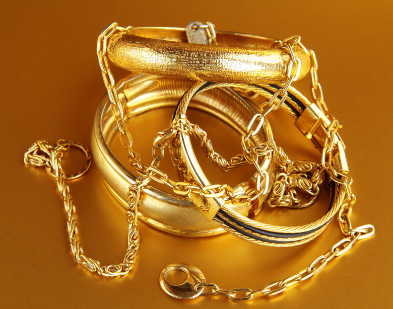 gold jewellery
